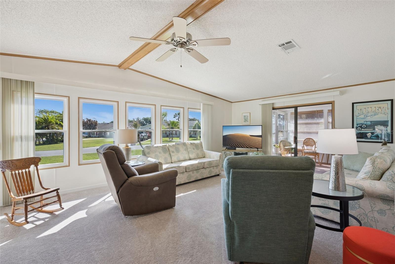 24814 PINE HL, LEESBURG, FL, 34748