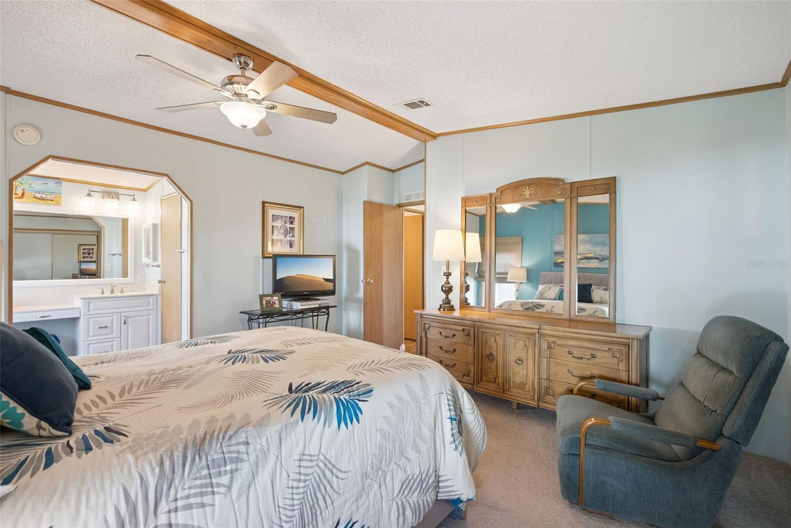 24814 PINE HL, LEESBURG, FL, 34748