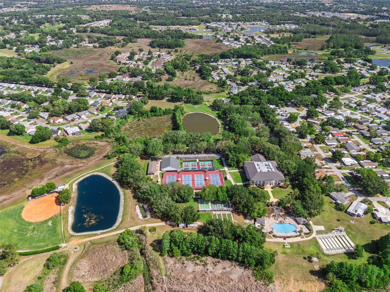 24814 PINE HL, LEESBURG, FL, 34748