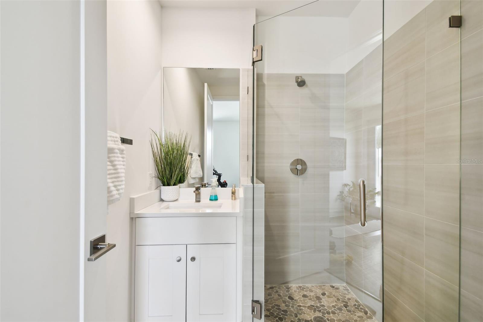 3100 W PAUL AVE #15, TAMPA, FL, 33611