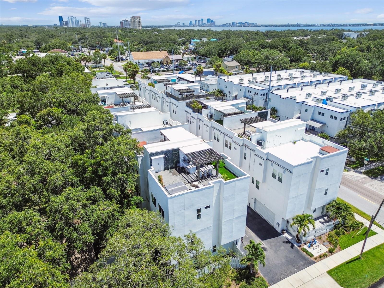 3100 W PAUL AVE #15, TAMPA, FL, 33611