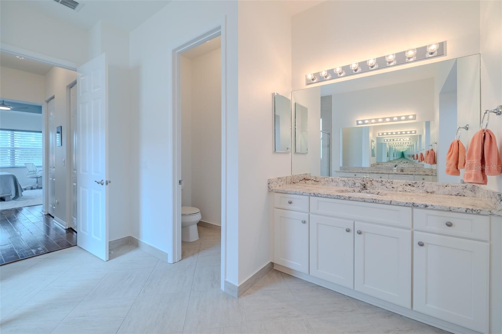4820 GRAND BANKS DR, WIMAUMA, FL, 33598