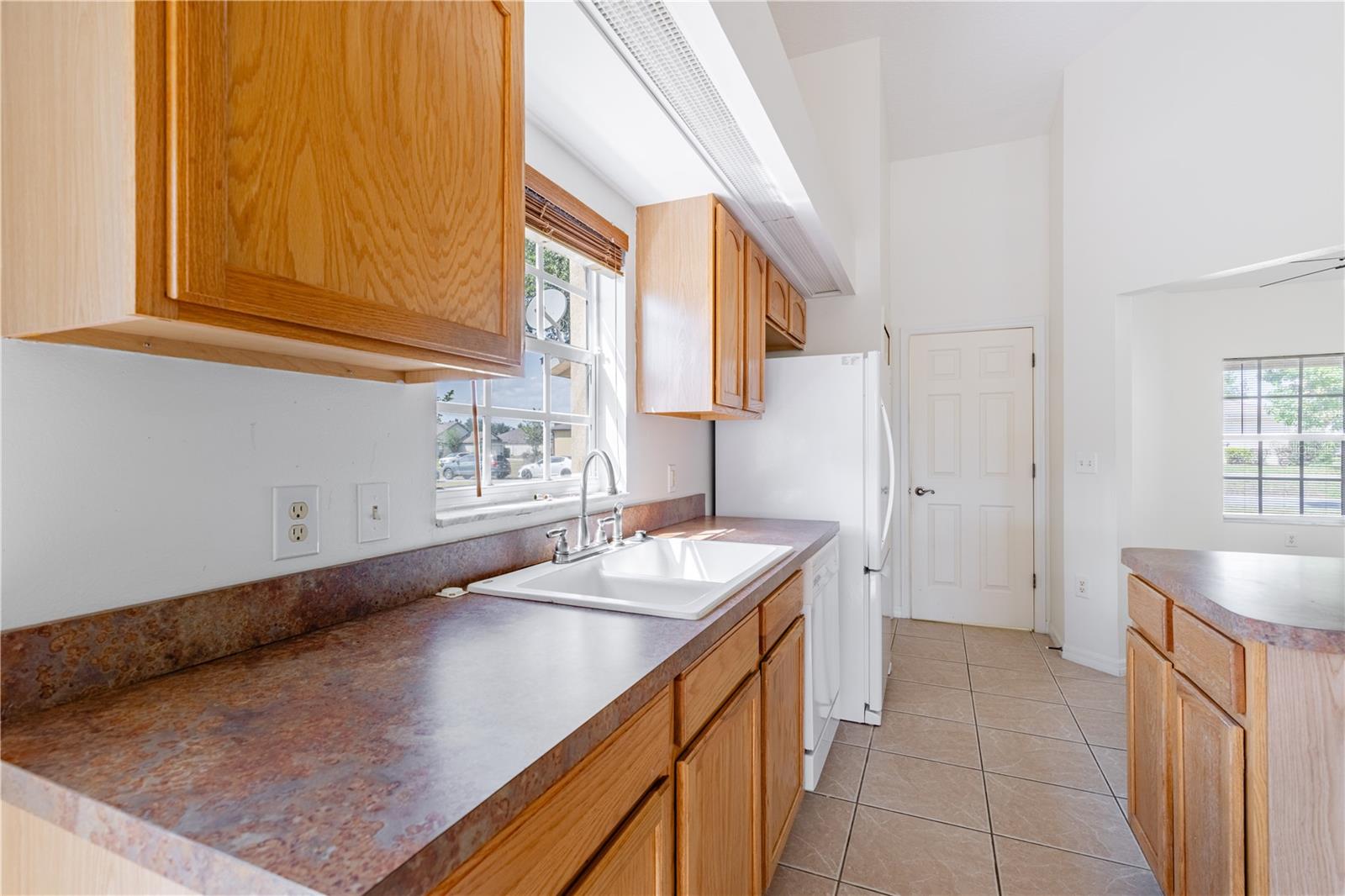 3353 ABACO DR, TAVARES, FL, 32778