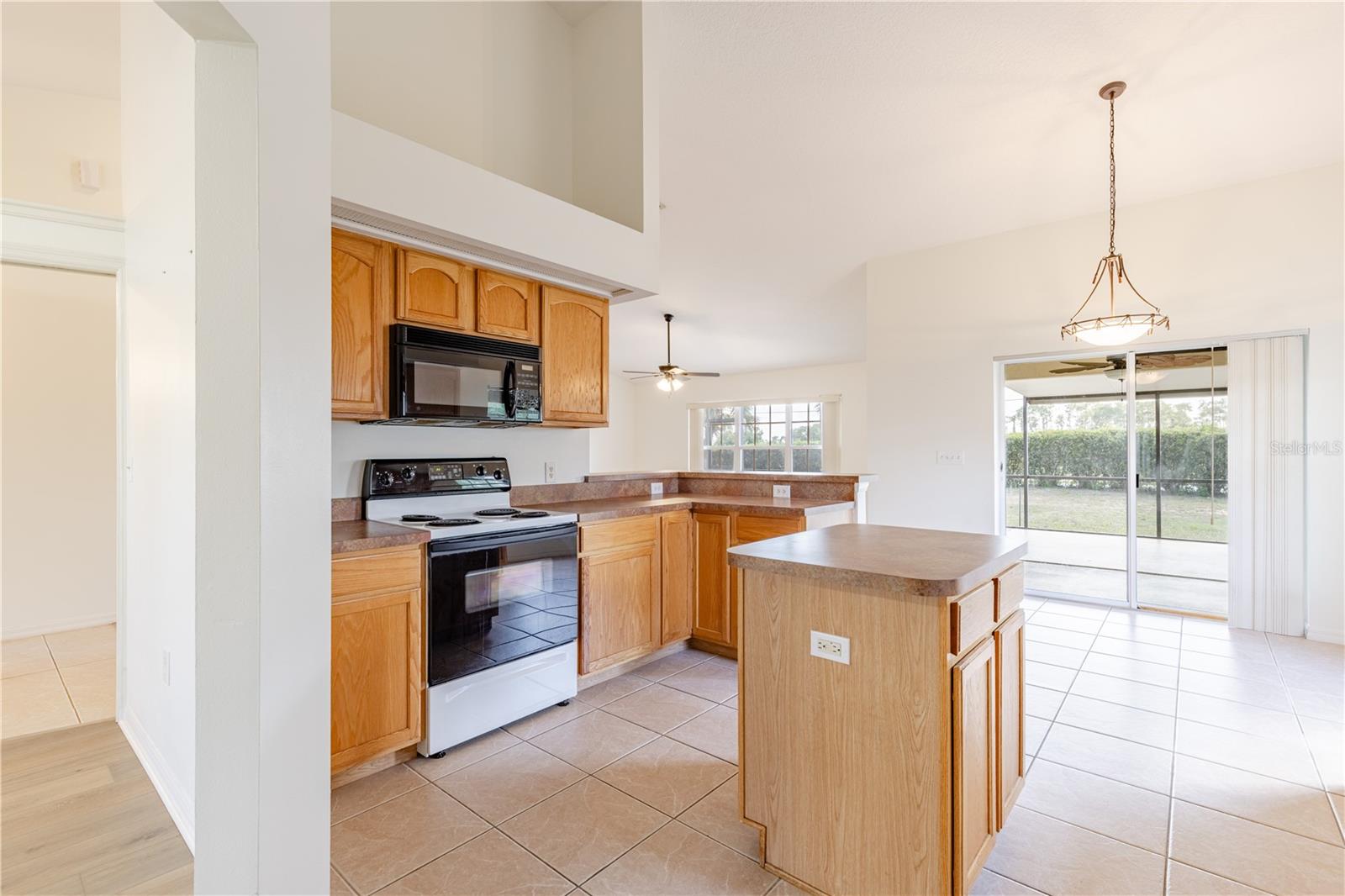 3353 ABACO DR, TAVARES, FL, 32778