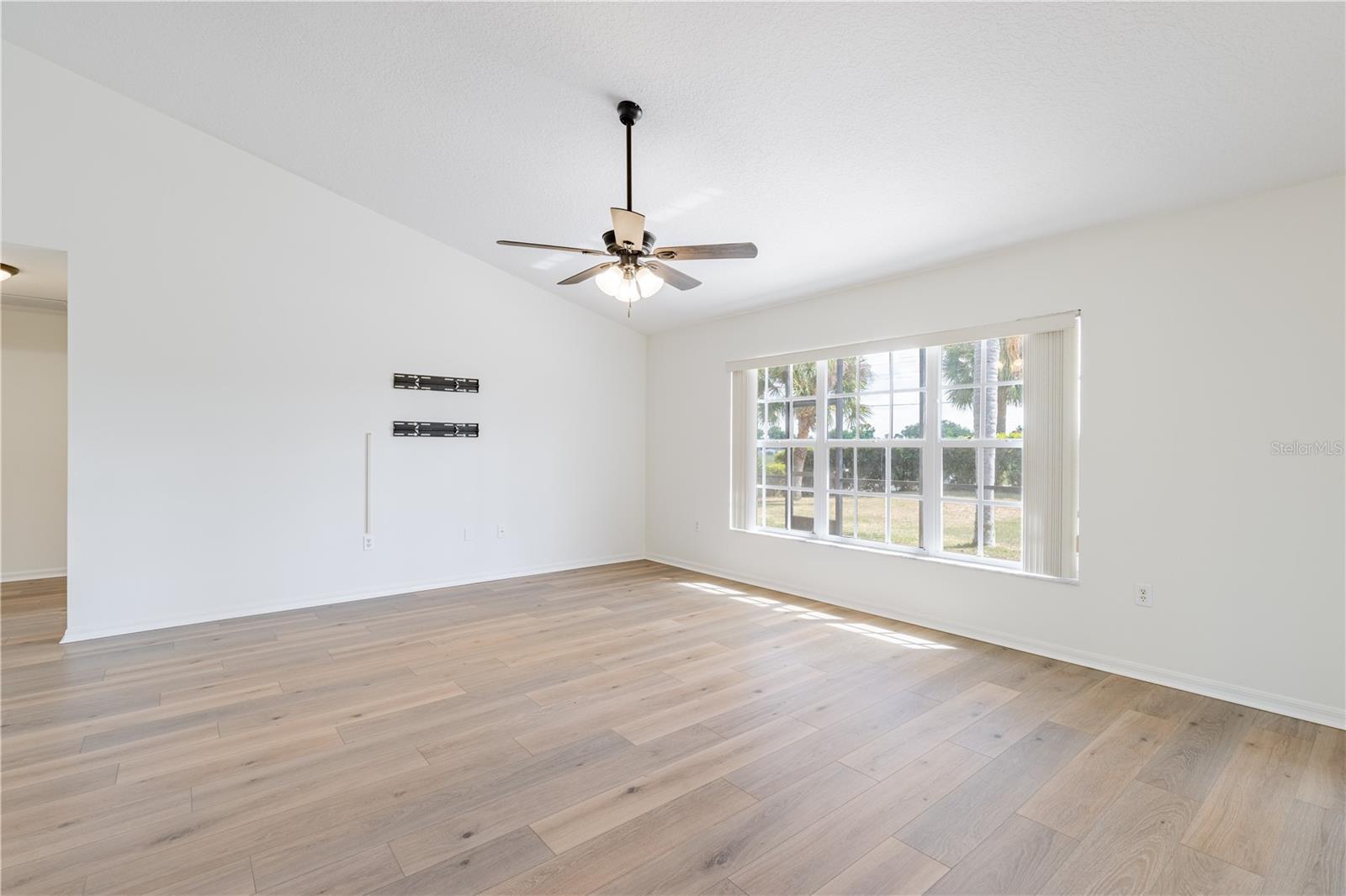 3353 ABACO DR, TAVARES, FL, 32778