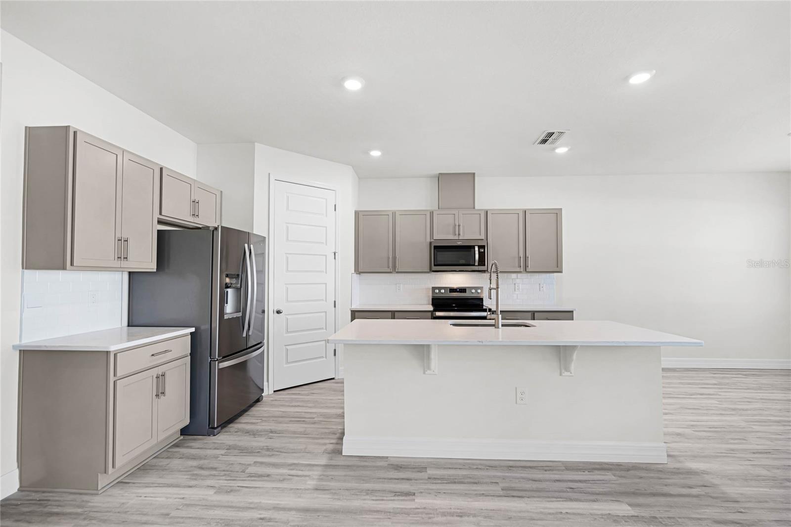 5415 CLOUDBERRY AVE, LAKELAND, FL, 33811