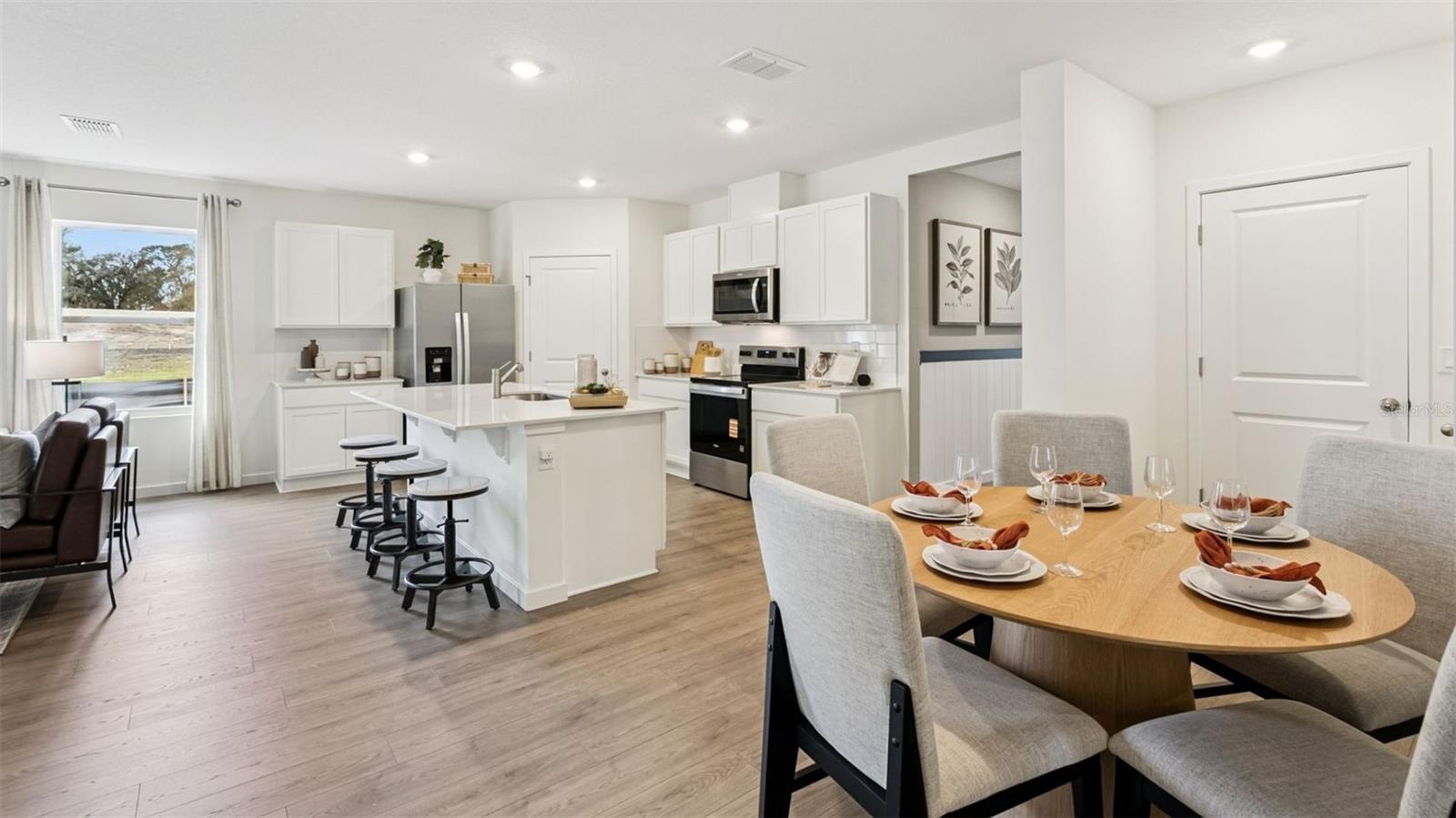 1054 GULL DR, APOPKA, FL, 32703