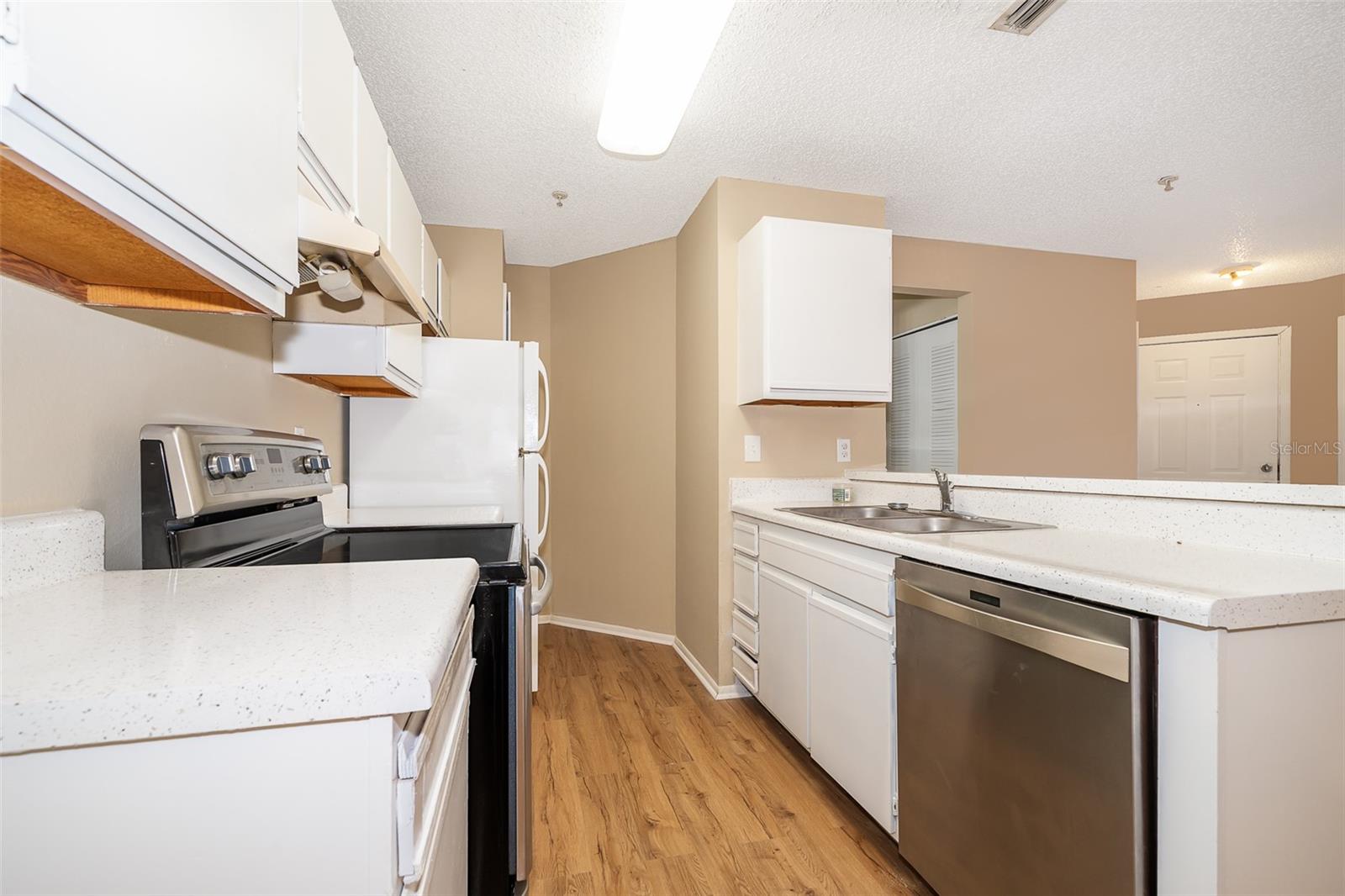 956 SALT POND PL #306, ALTAMONTE SPRINGS, FL, 32714