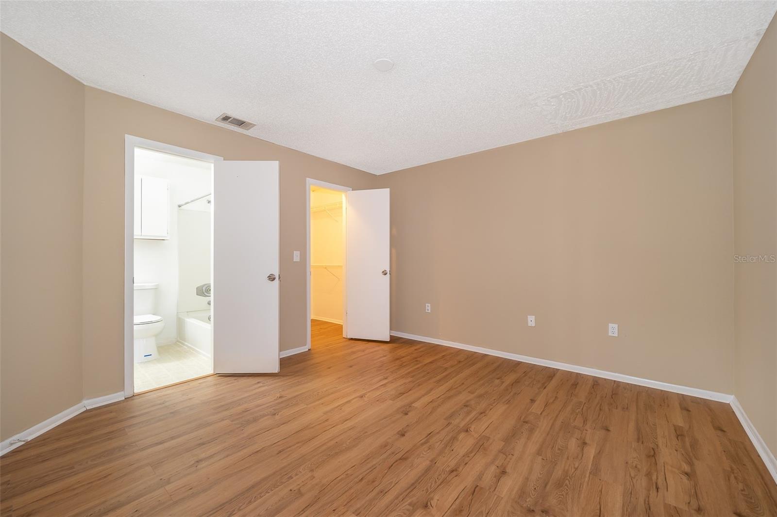 956 SALT POND PL #306, ALTAMONTE SPRINGS, FL, 32714