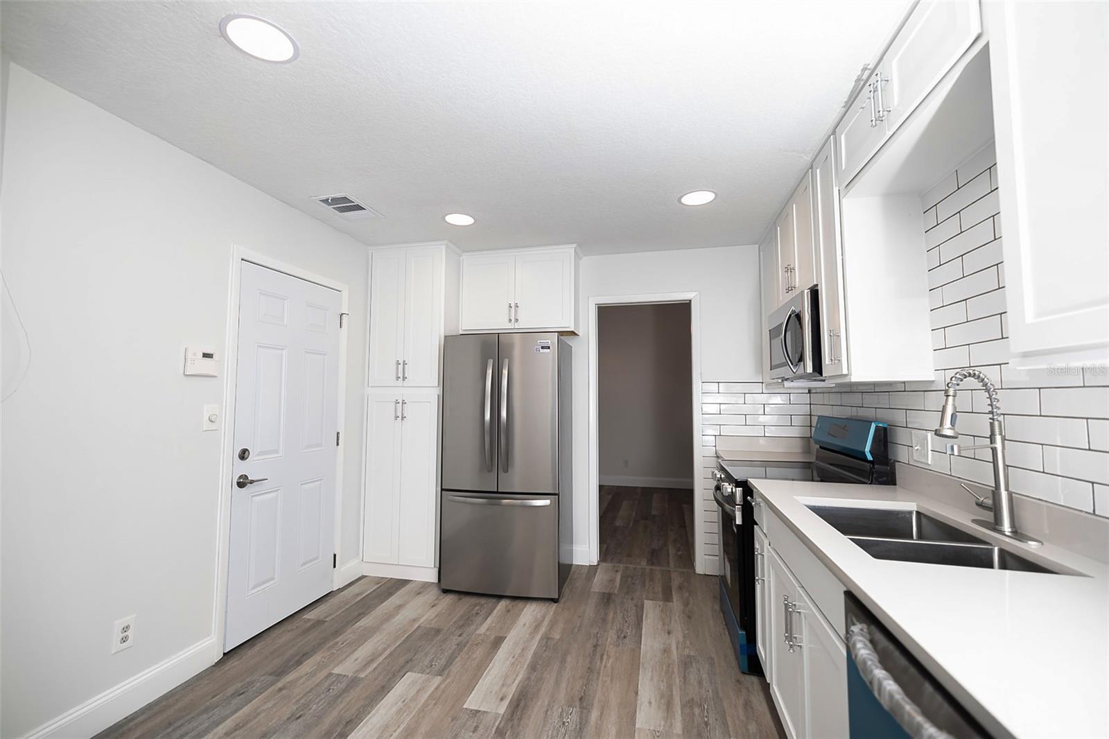 1033 OLD SOUTH LN, APOPKA, FL, 32712