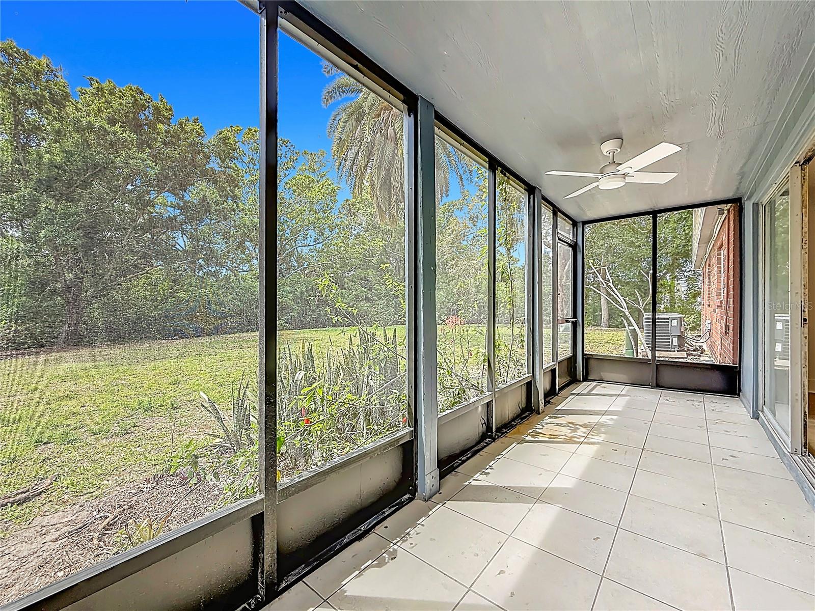 200 COUNTRY CLUB DR #1301, LARGO, FL, 33771