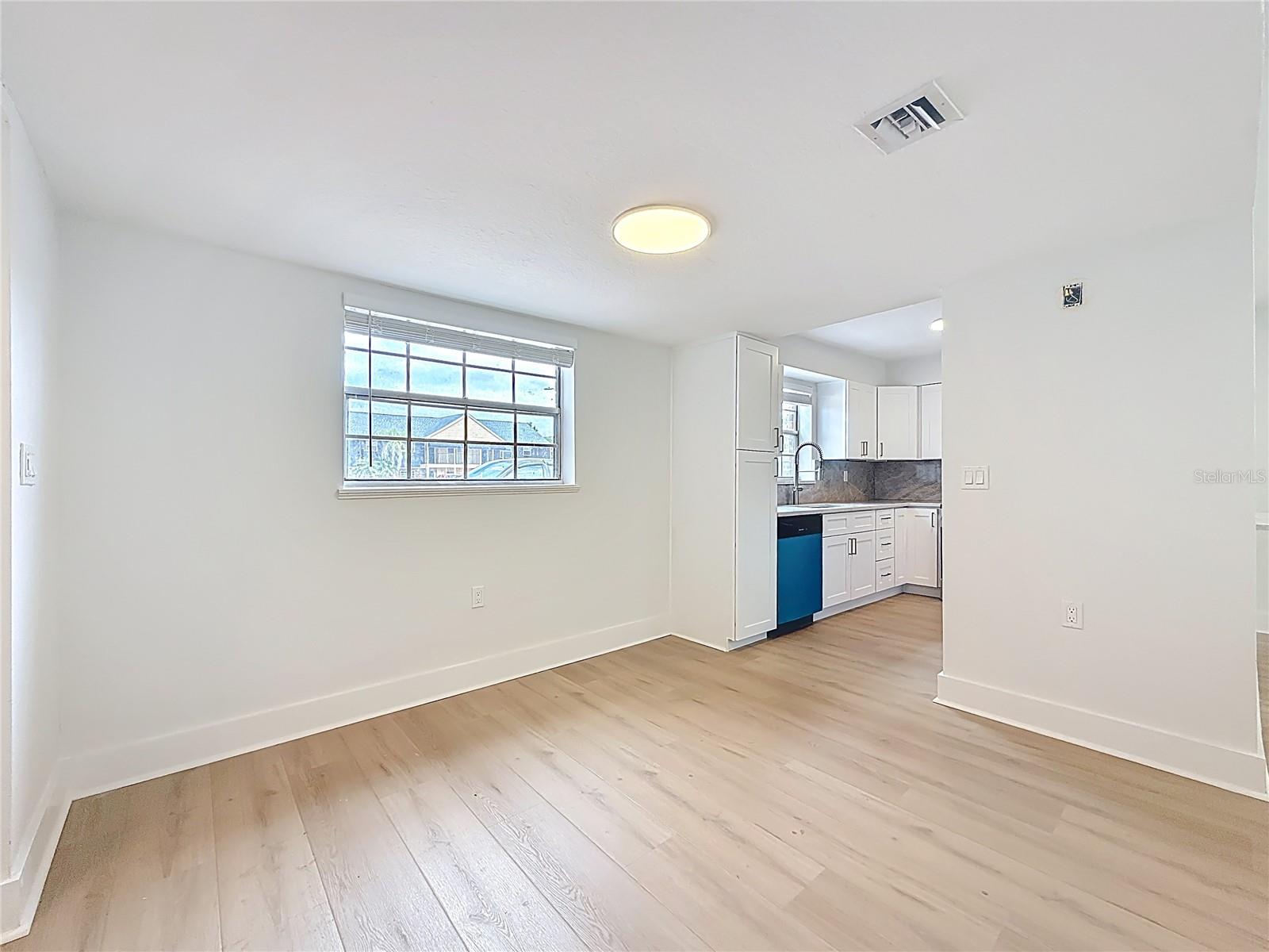 200 COUNTRY CLUB DR #1301, LARGO, FL, 33771