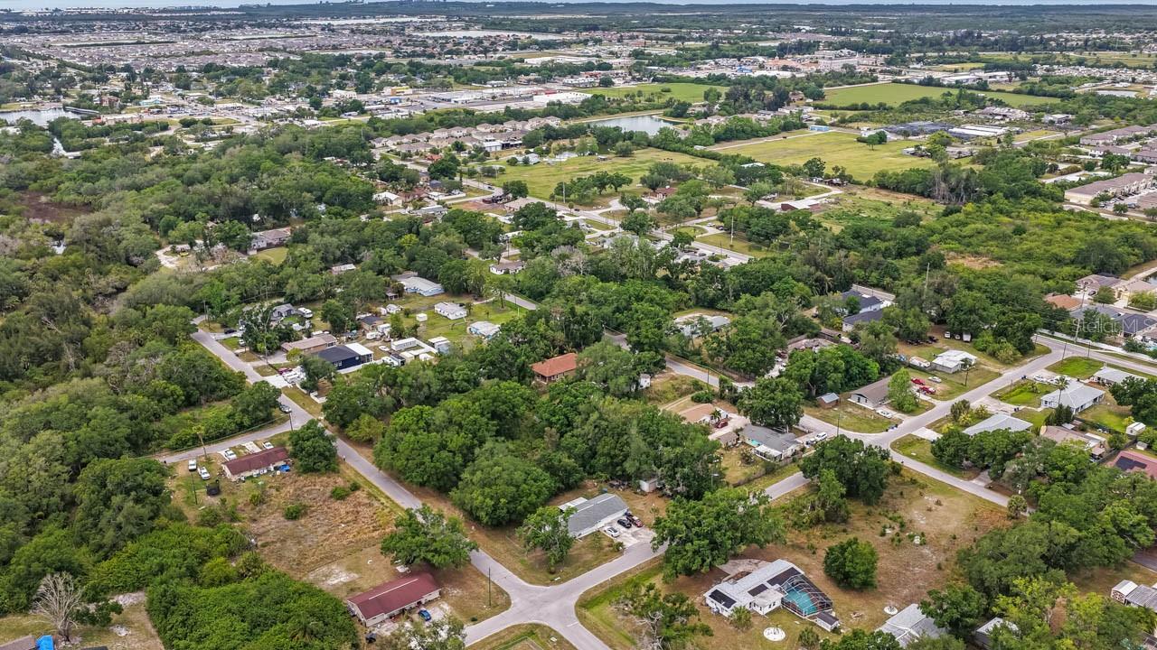 704 1ST AVE NE, RUSKIN, FL, 33570