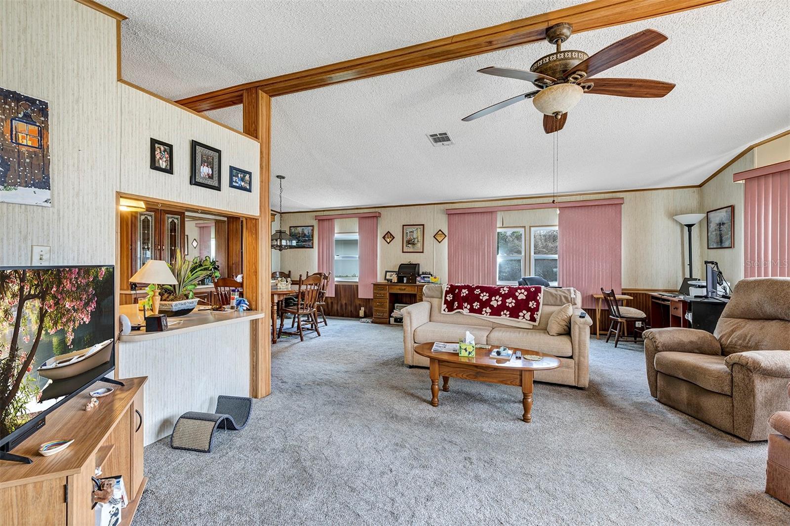 3033 MYAKKA RIVER RD, TAVARES, FL, 32778