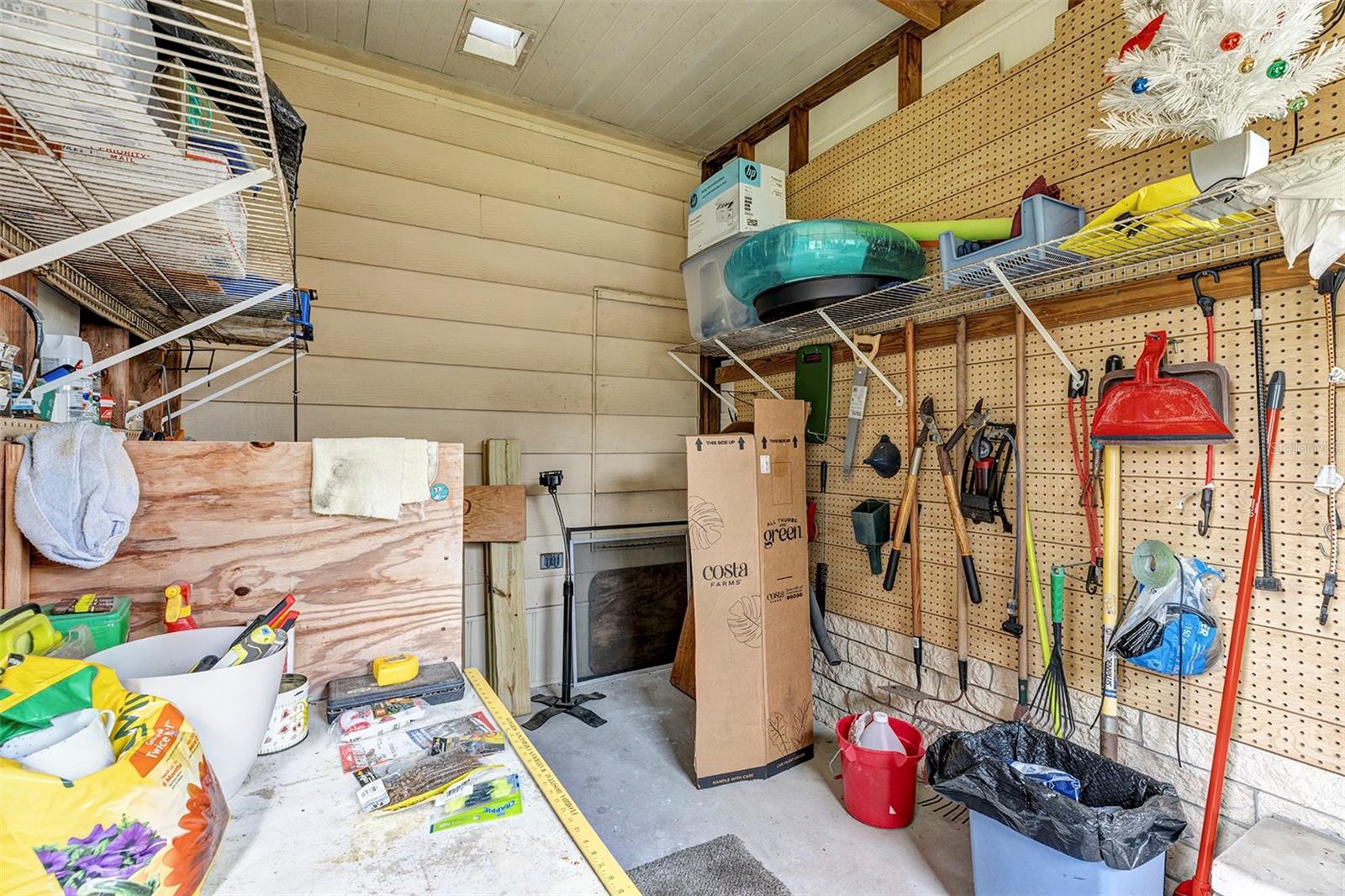 3033 MYAKKA RIVER RD, TAVARES, FL, 32778