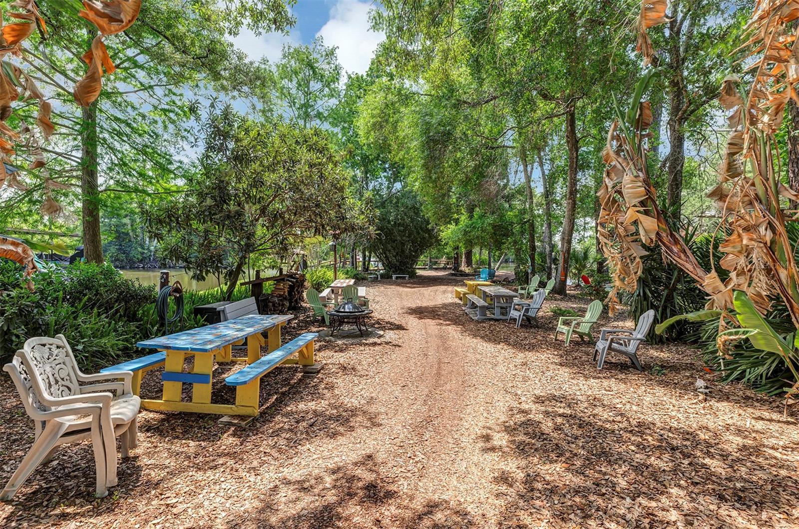 3033 MYAKKA RIVER RD, TAVARES, FL, 32778