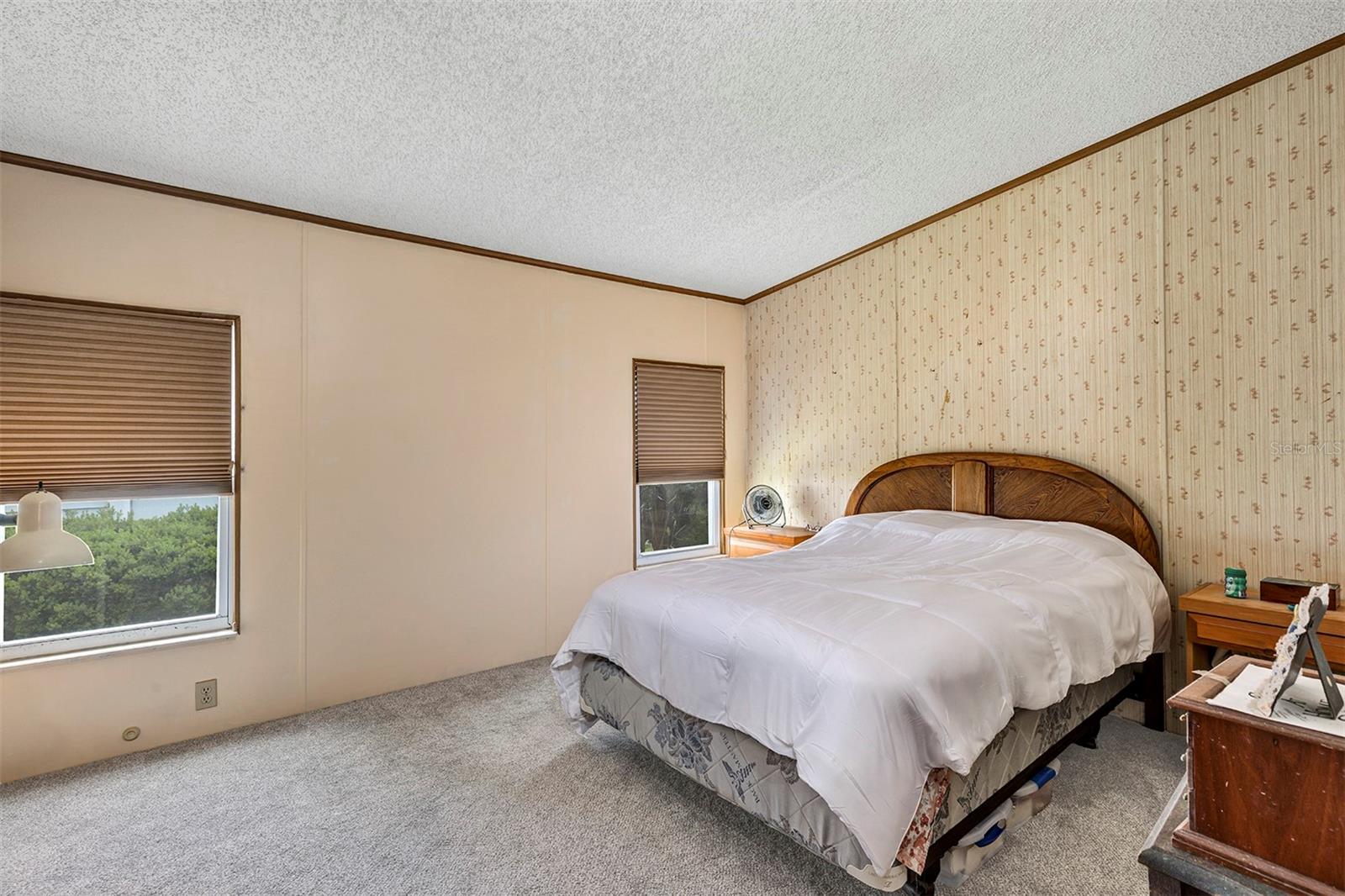 3033 MYAKKA RIVER RD, TAVARES, FL, 32778