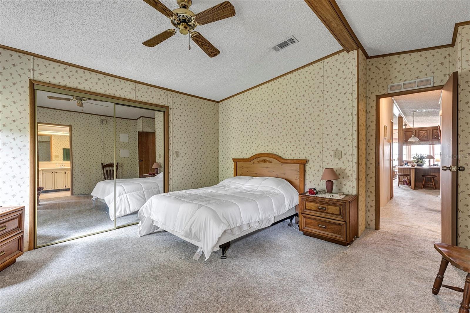 3033 MYAKKA RIVER RD, TAVARES, FL, 32778