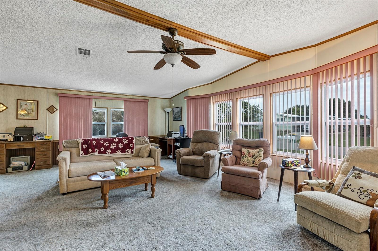 3033 MYAKKA RIVER RD, TAVARES, FL, 32778