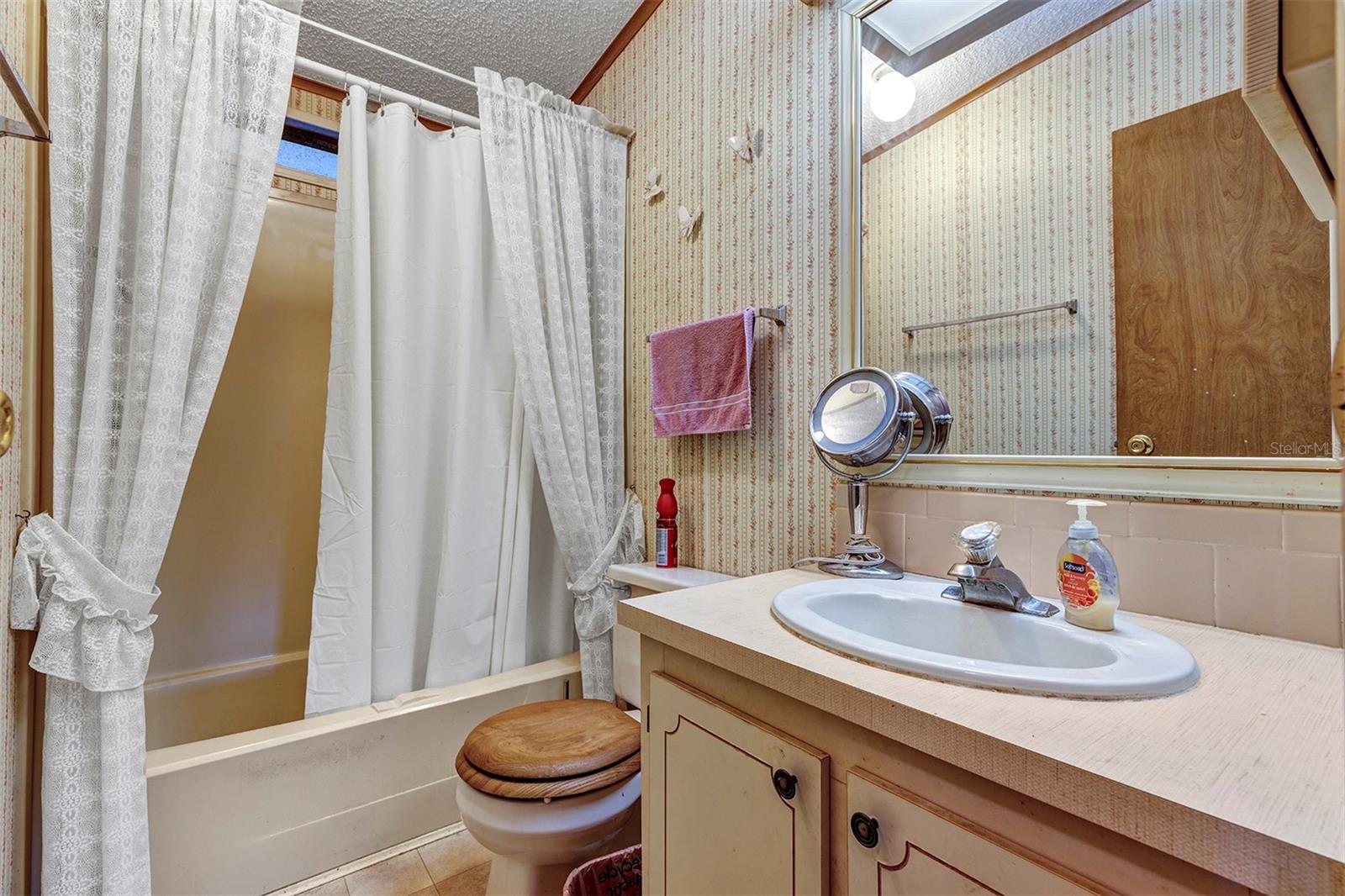 3033 MYAKKA RIVER RD, TAVARES, FL, 32778