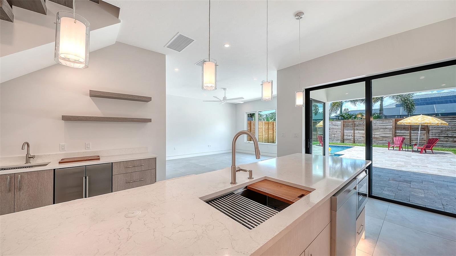 2225 FLORINDA ST, SARASOTA, FL, 34231