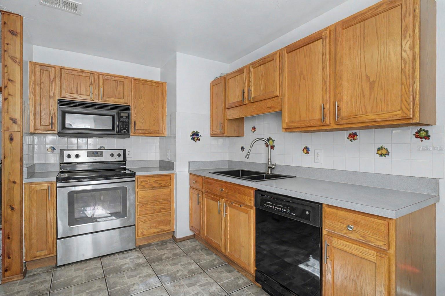 923 S PARK CT, KISSIMMEE, FL, 34741