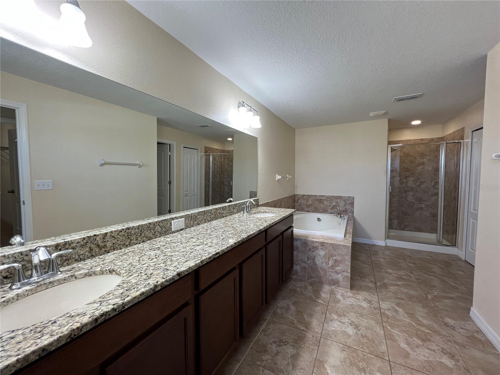 20010 DATE PALM WAY, TAMPA, FL, 33647