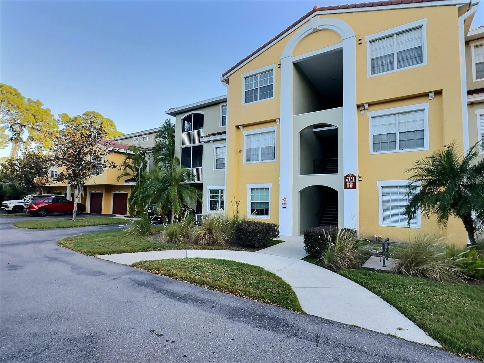 4751 TRAVINI CIR #4-105, SARASOTA, FL, 34235