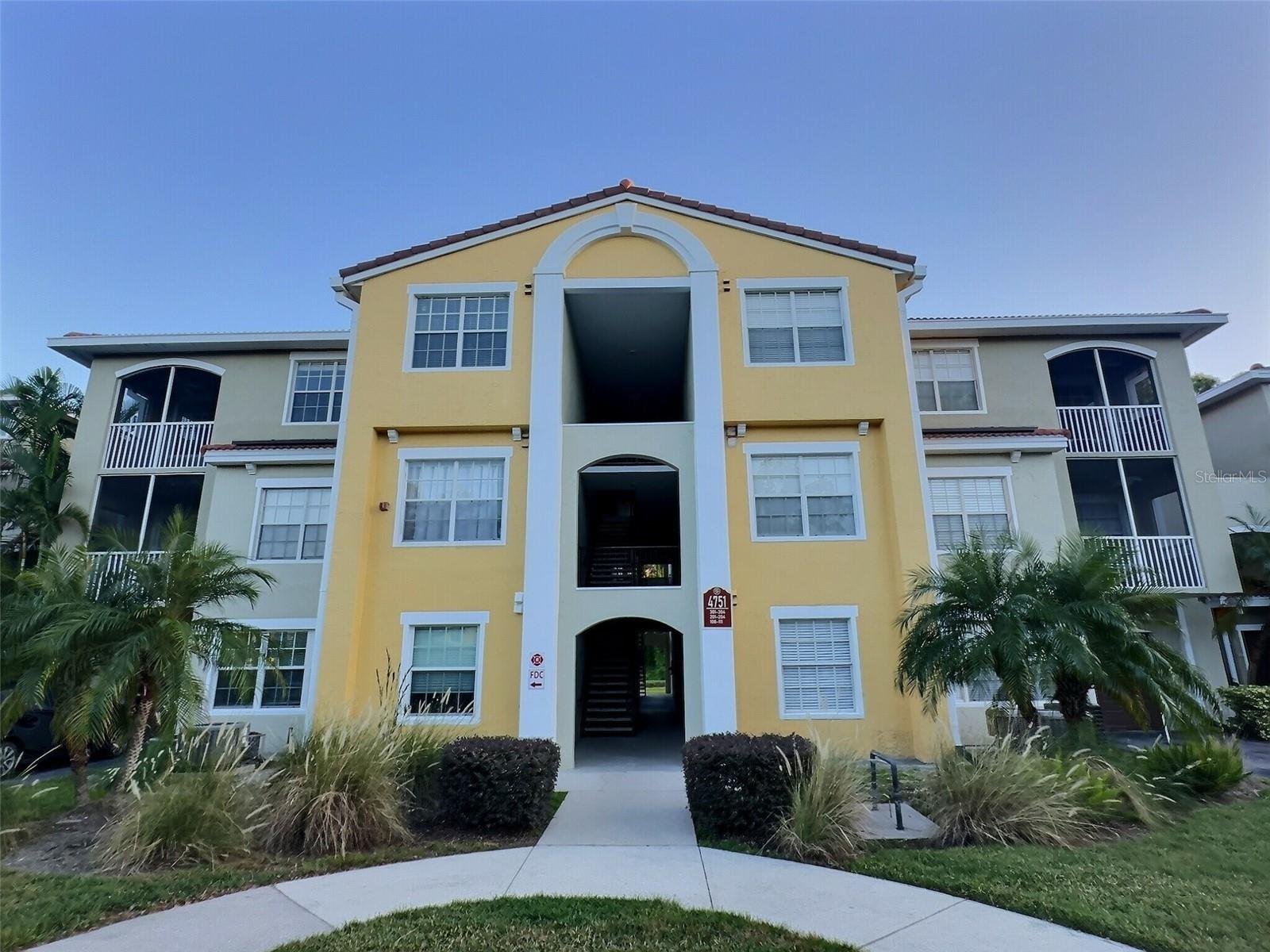 4751 TRAVINI CIR #4-105, SARASOTA, FL, 34235