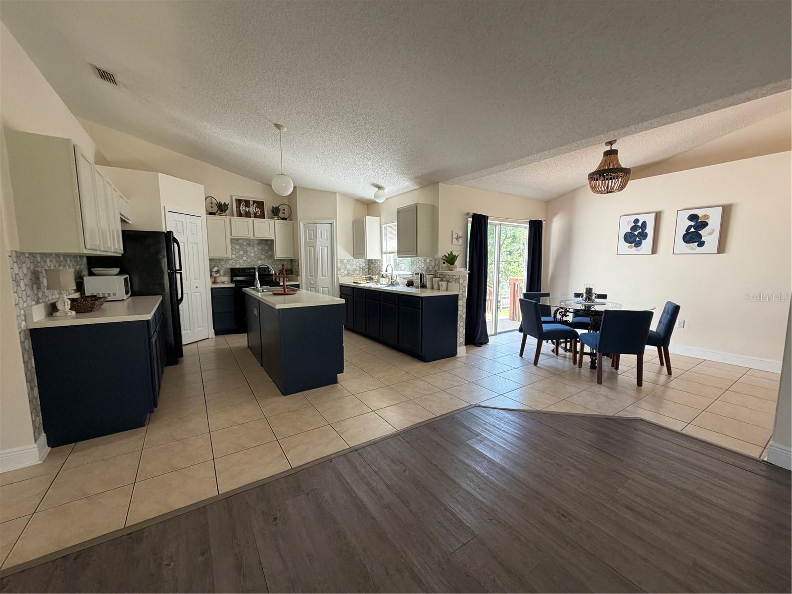 2717 ORPHA LN, APOPKA, FL, 32712