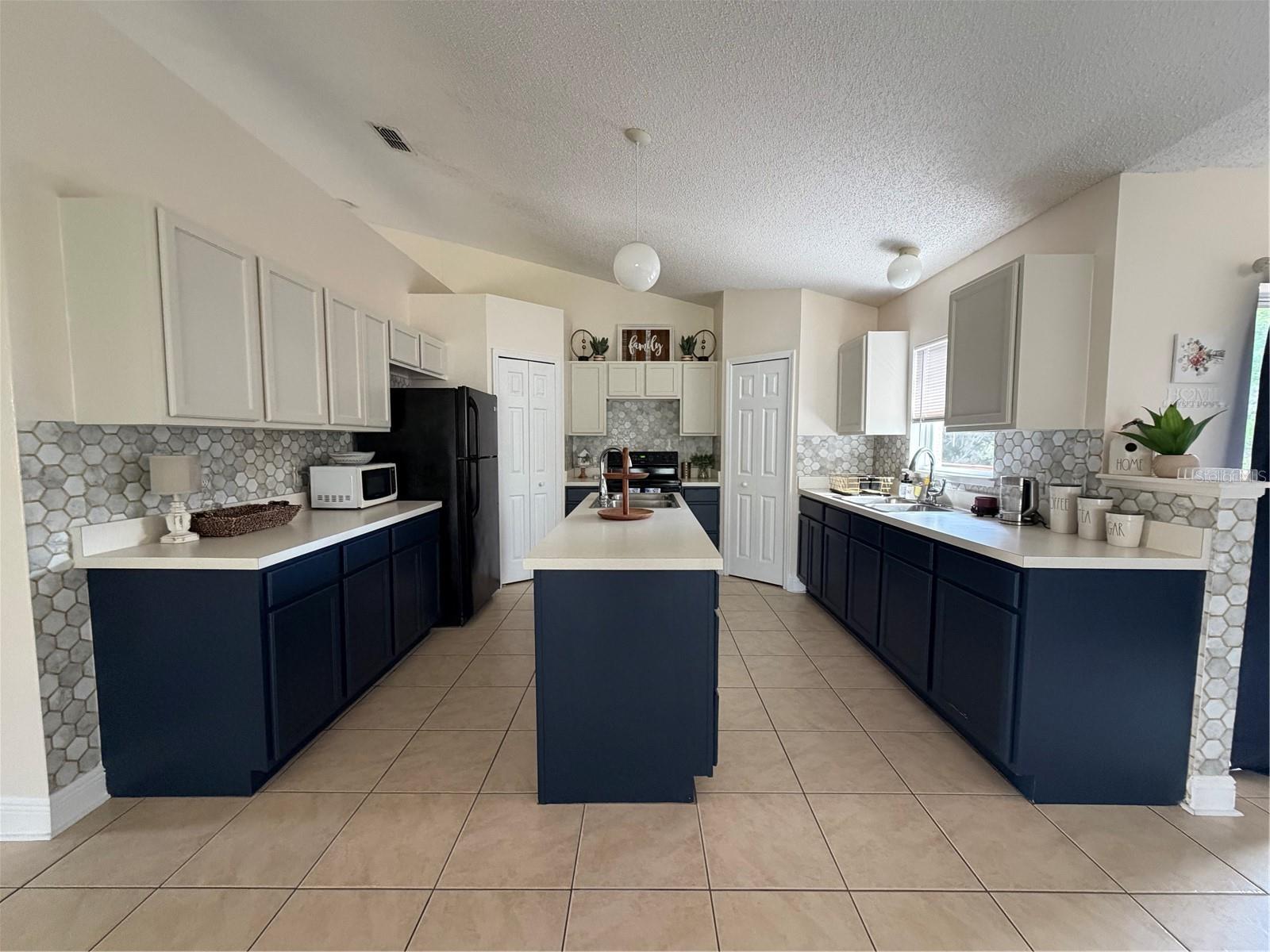 2717 ORPHA LN, APOPKA, FL, 32712