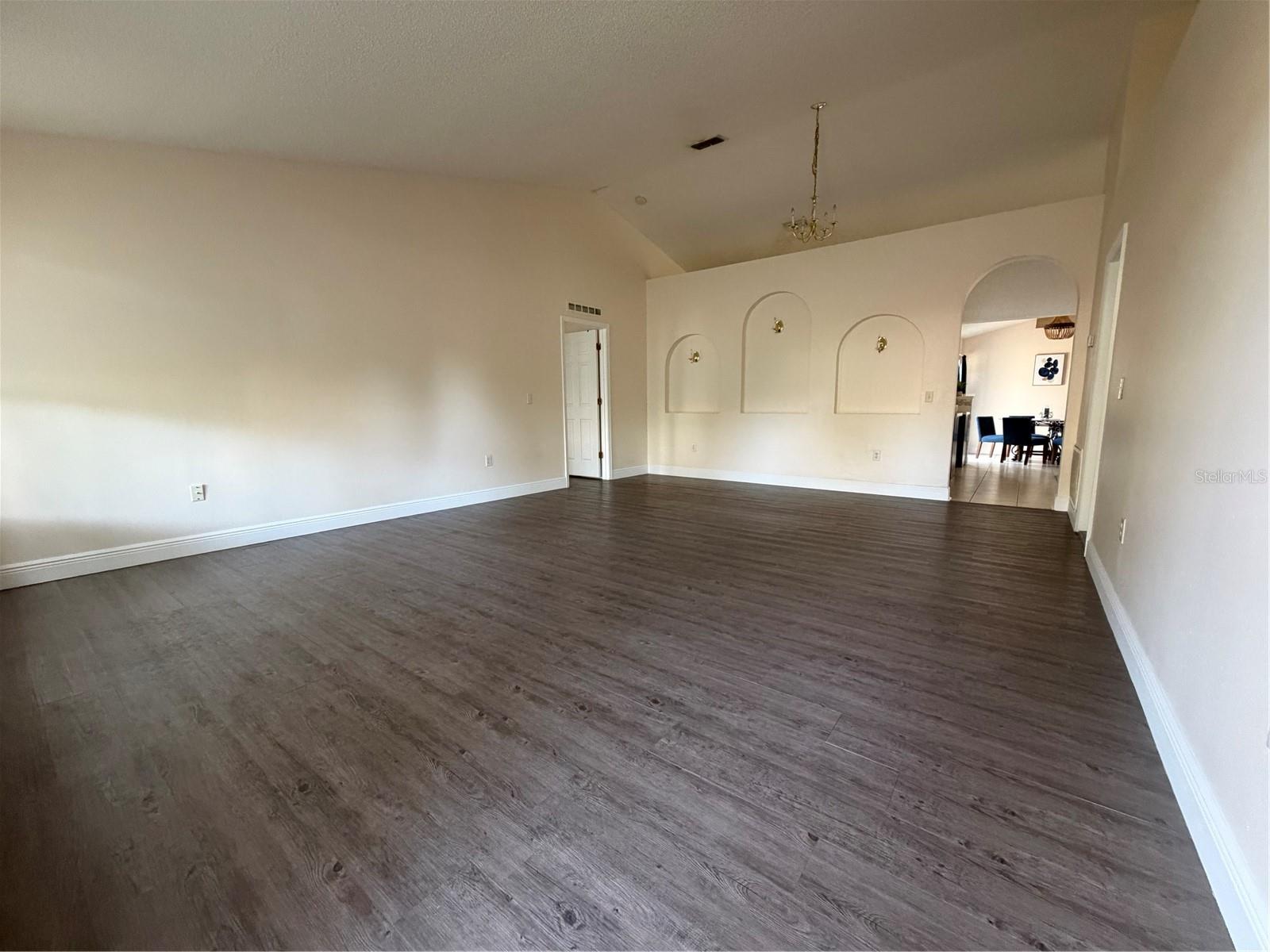 2717 ORPHA LN, APOPKA, FL, 32712