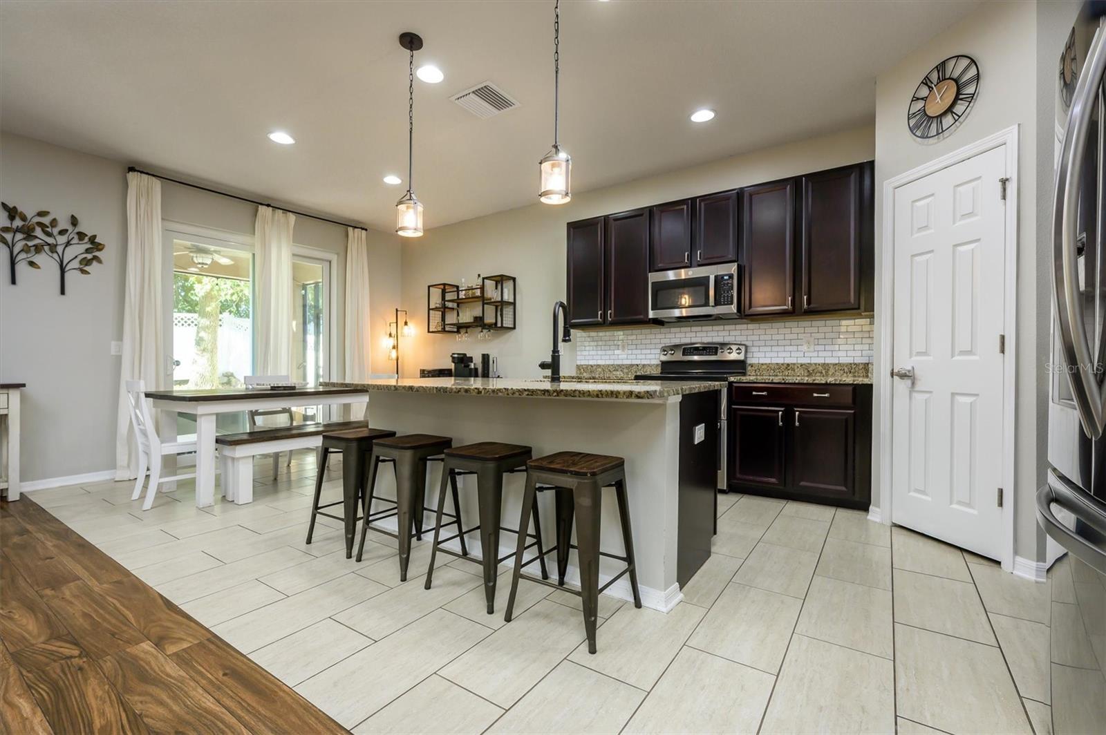 32698 WINDELSTRAW DR, WESLEY CHAPEL, FL, 33545