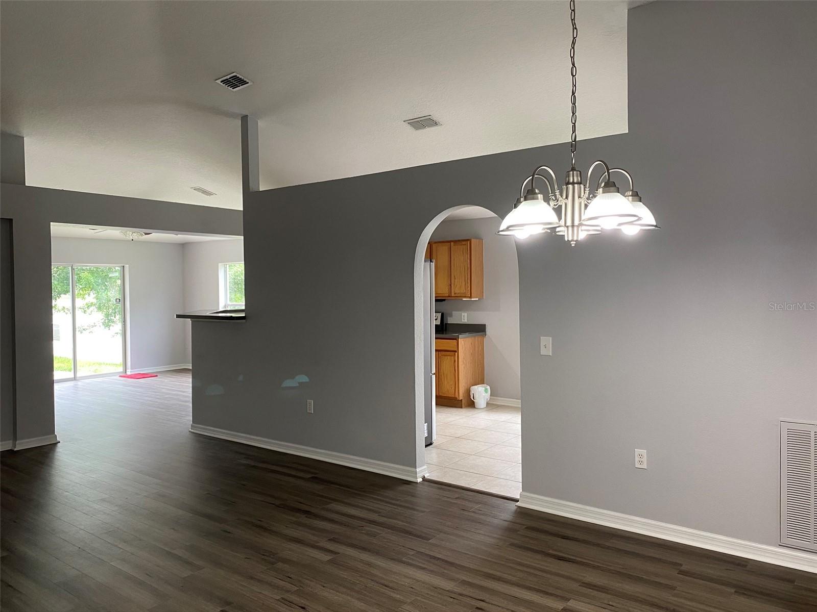 2210 NICOLLETT WAY, LEESBURG, FL, 34748