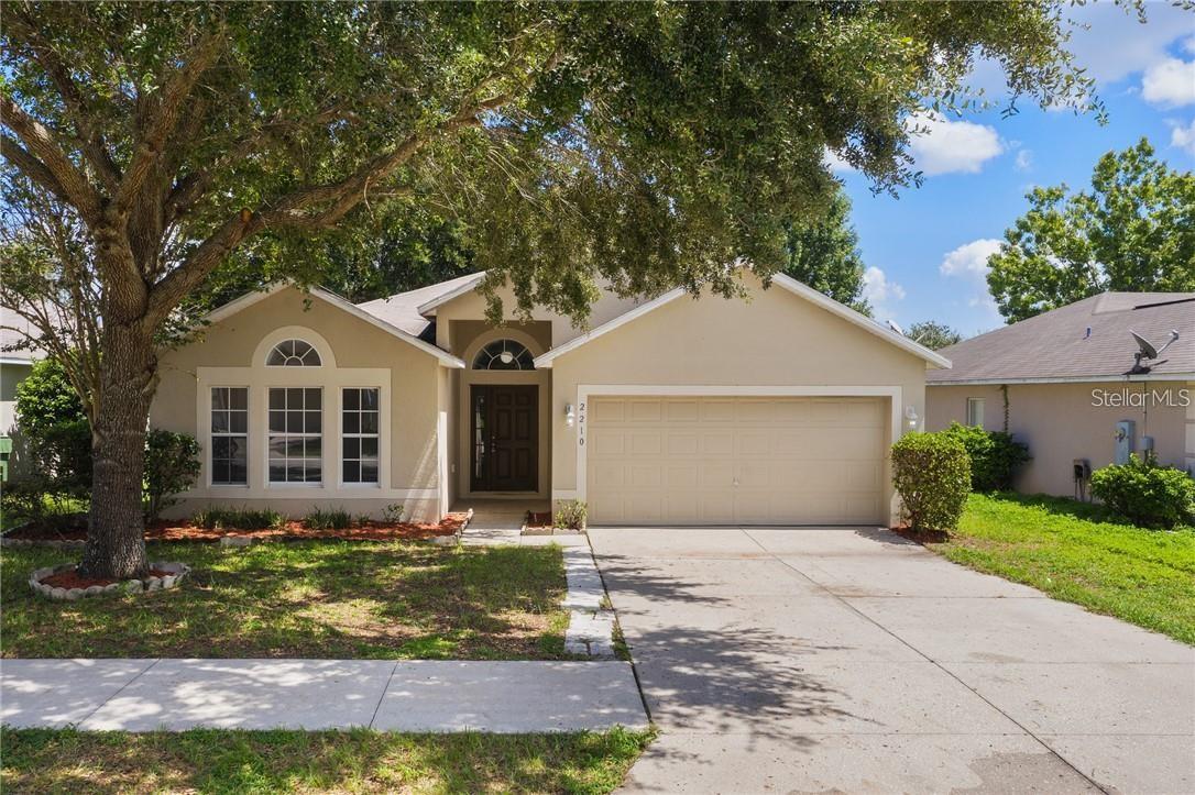 2210 NICOLLETT WAY, LEESBURG, FL, 34748