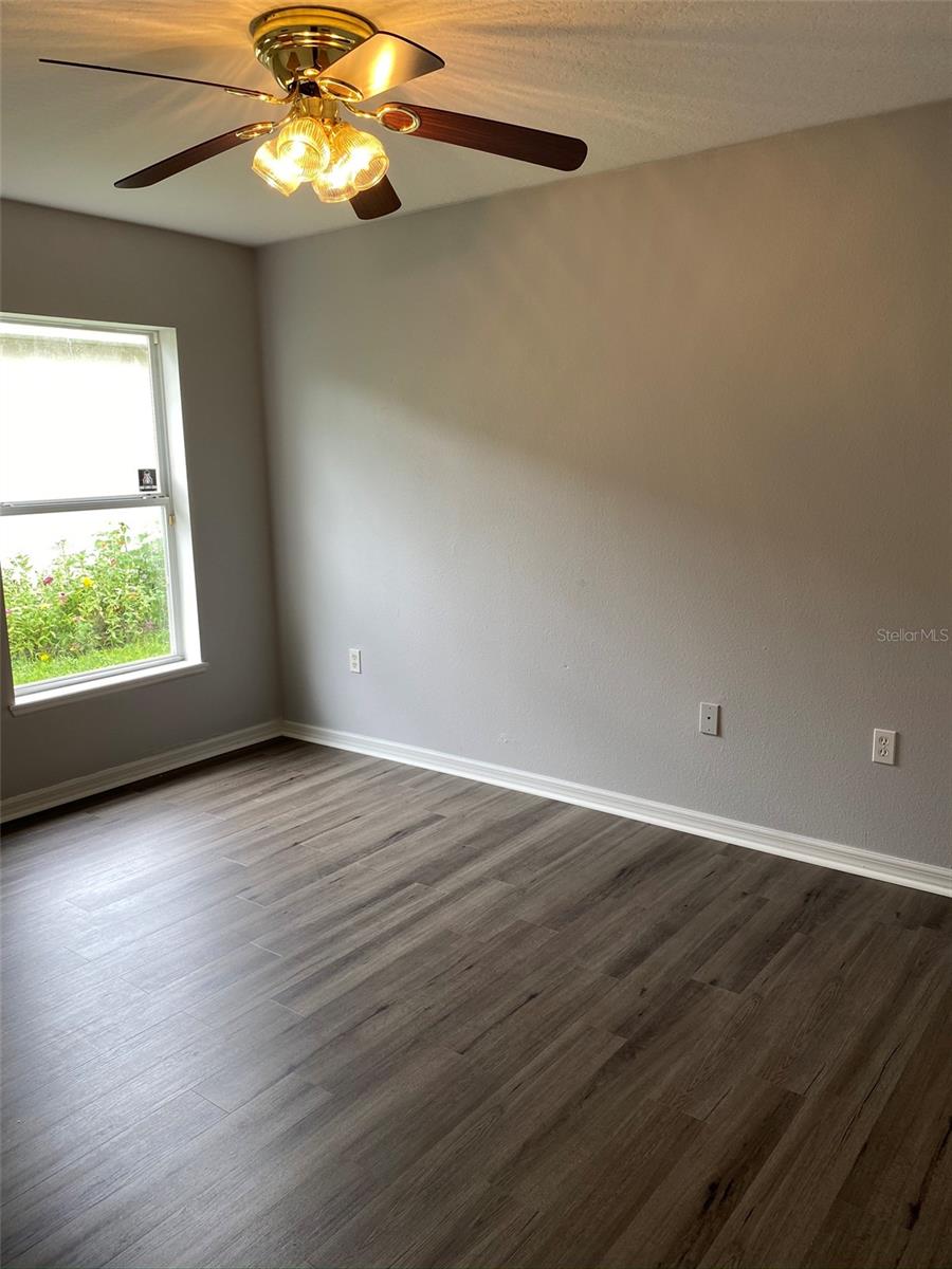 2210 NICOLLETT WAY, LEESBURG, FL, 34748