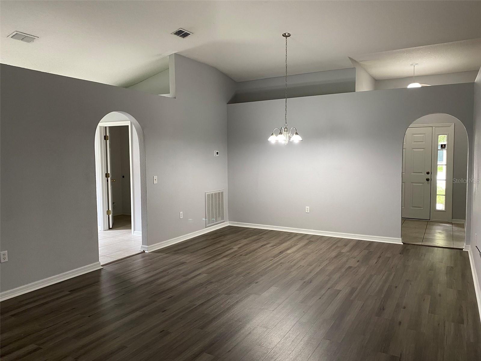 2210 NICOLLETT WAY, LEESBURG, FL, 34748