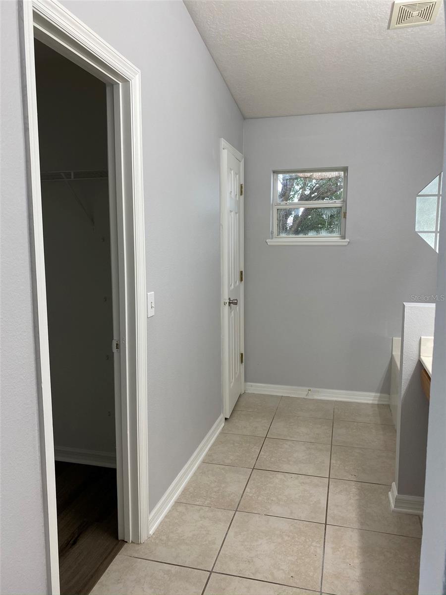 2210 NICOLLETT WAY, LEESBURG, FL, 34748