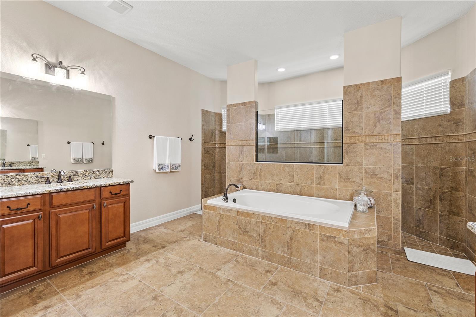 32637 VIEW HAVEN LN, SORRENTO, FL, 32776