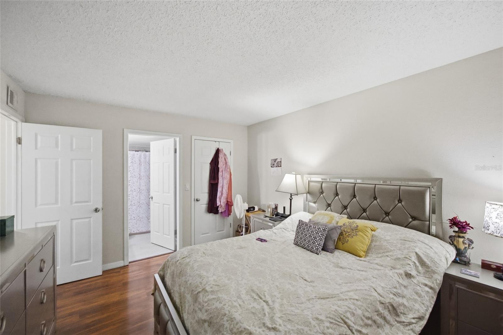 4005 TUMBLE WOOD TRL #101, TAMPA, FL, 33613