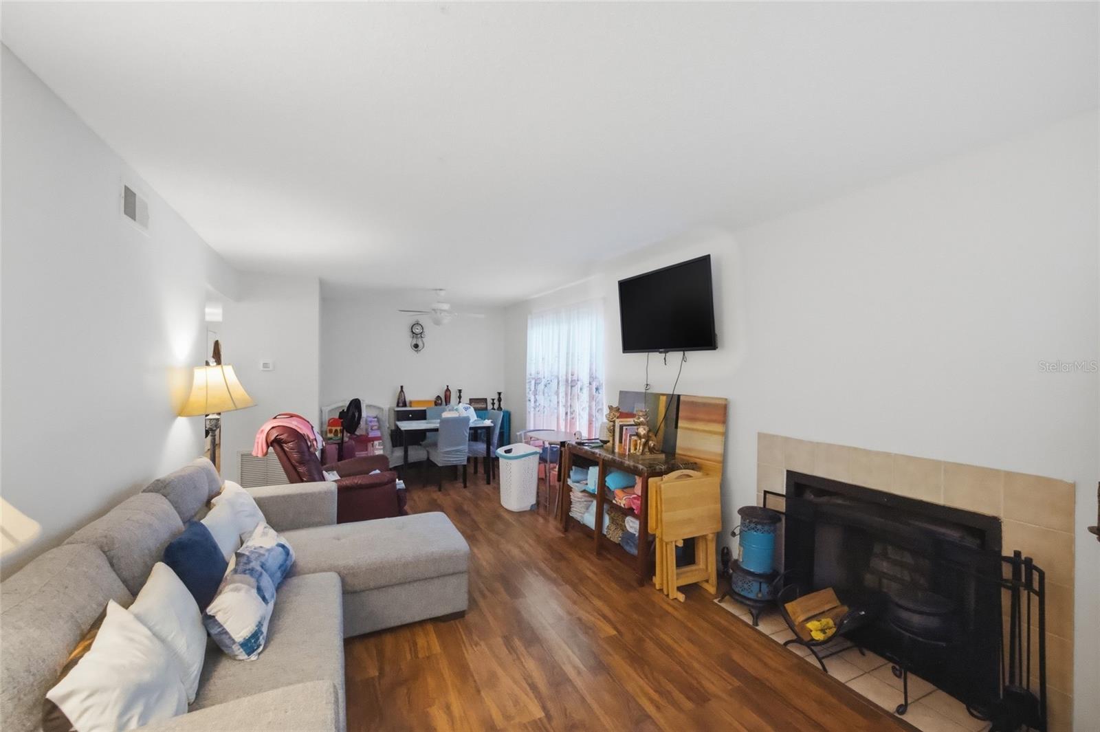 4005 TUMBLE WOOD TRL #101, TAMPA, FL, 33613