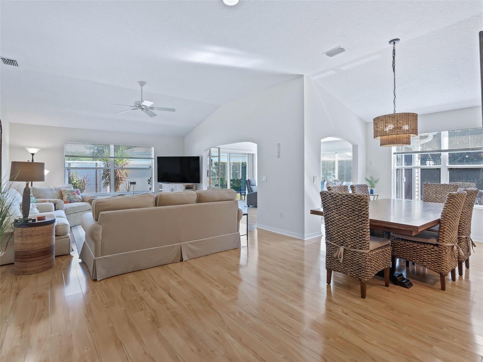 949 TANGLEWOOD PL, THE VILLAGES, FL, 32162