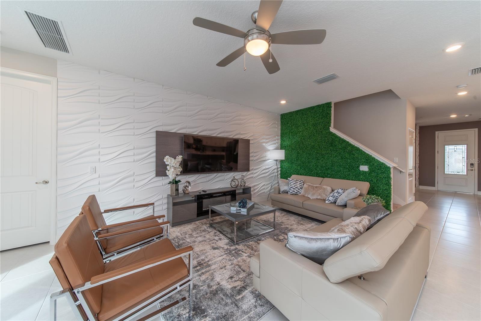 256 AUBURN AVE, KISSIMMEE, FL, 34747