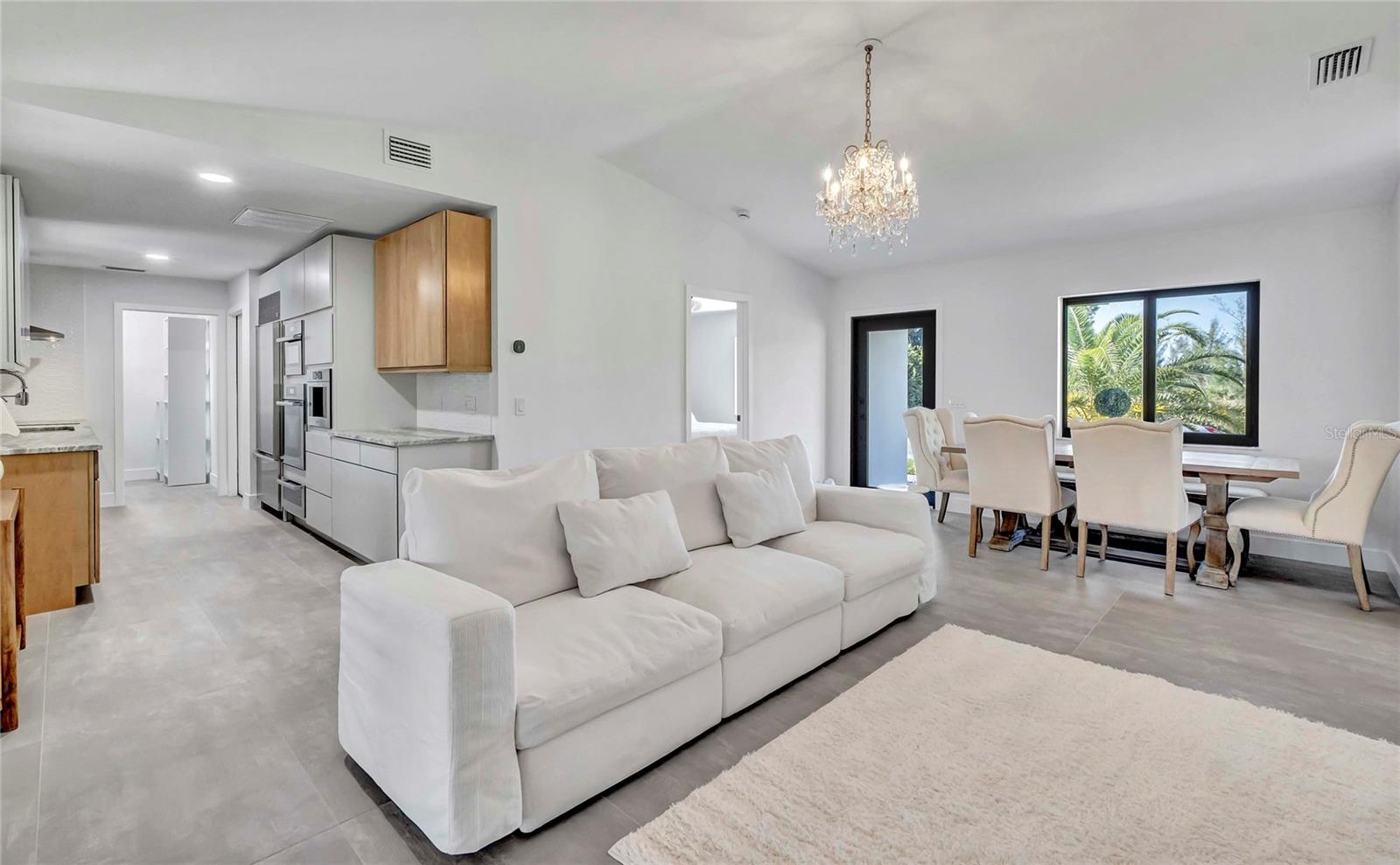 15180 LYNEBURG AVE, PORT CHARLOTTE, FL, 33981