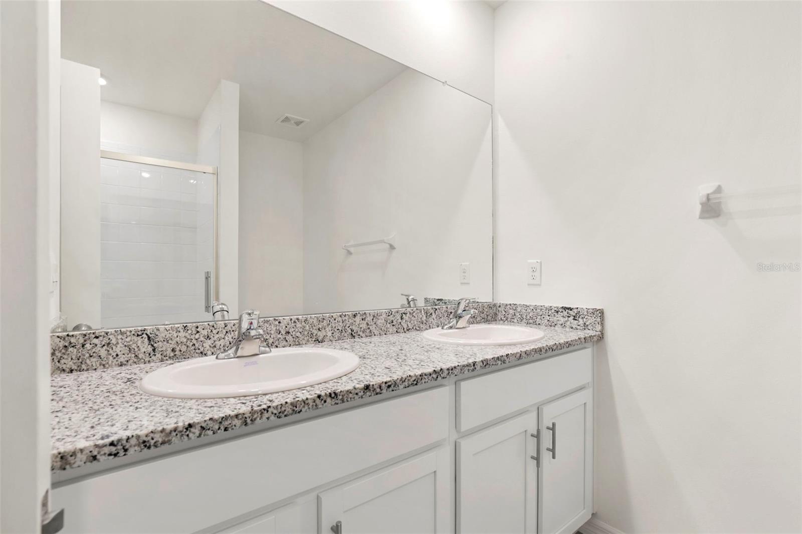 35724 SUNFLOWER HILL DR, ZEPHYRHILLS, FL, 33541