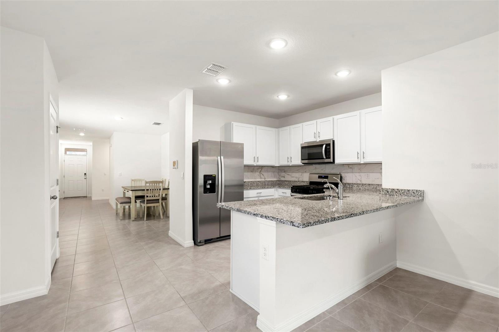 35724 SUNFLOWER HILL DR, ZEPHYRHILLS, FL, 33541