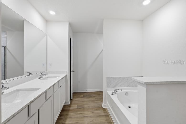 48 PRATTWOOD LN, PALM COAST, FL, 32164