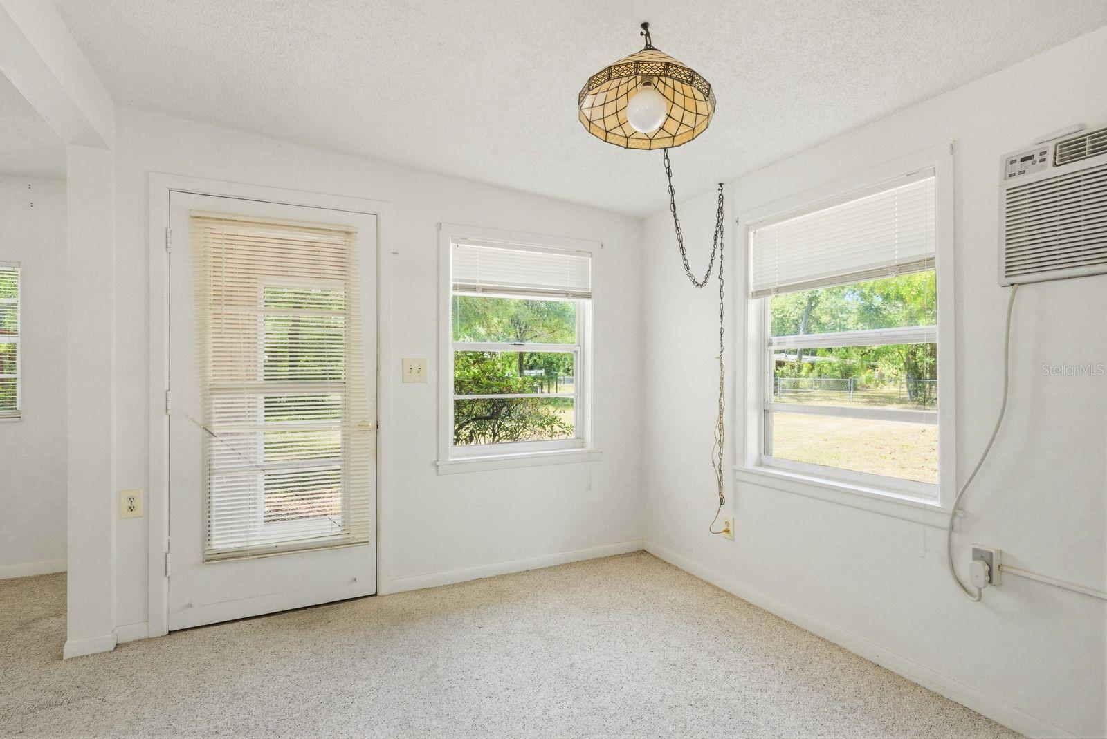 11405 OAK LN, LARGO, FL, 33778