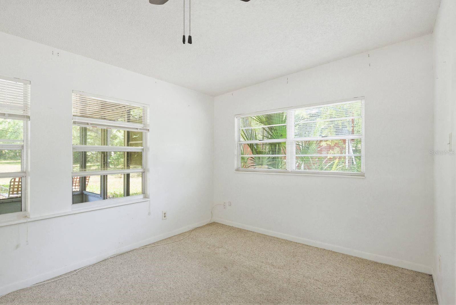 11405 OAK LN, LARGO, FL, 33778