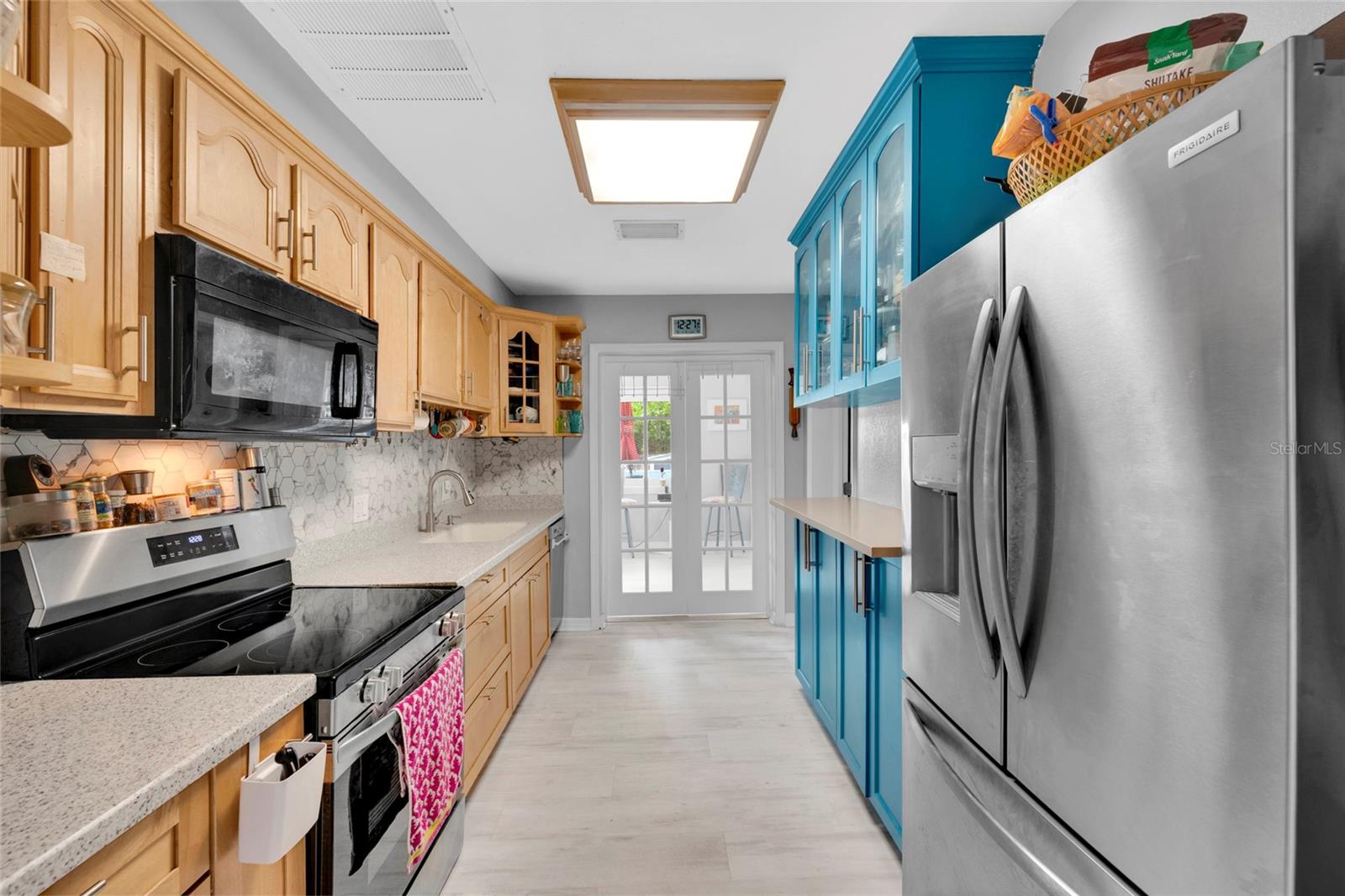 317 CRYSTAL BEACH AVE, CRYSTAL BEACH, FL, 34681